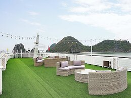 Aqua Elegance Cruise