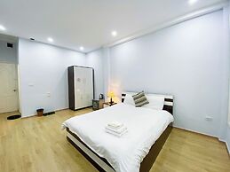 Eco Nest Cozy Apartment & Hotel