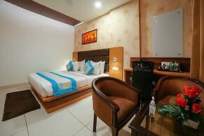 Hotel Grand Regency by JMD Group