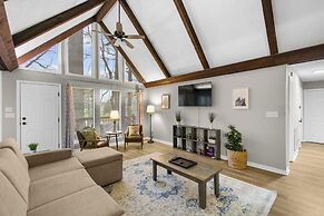 Lake View Newly Renovated