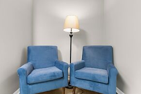 Lake View Newly Renovated