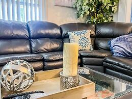 The Gleaming Gemstone on Gilmore