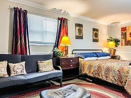 The Gleaming Gemstone on Gilmore