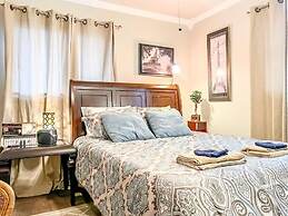 The Gleaming Gemstone on Gilmore