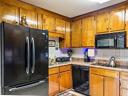 The Gleaming Gemstone on Gilmore