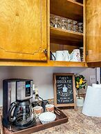 The Gleaming Gemstone on Gilmore