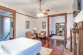 Central Location Historic Grandeur