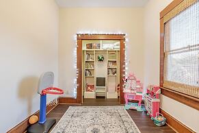 Central Location Historic Grandeur