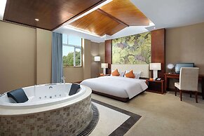 Hawthorn By Wyndham Shangri-La Old Town