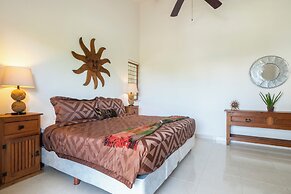 3 Bedroom villa with pool - Mayamar G9