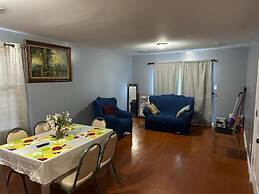 Divine Villa & Resorts 65 Sherman