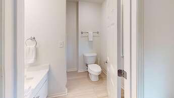 Nashville West End Getaway