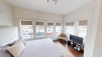 Nashville West End Getaway