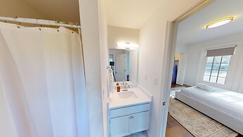 Nashville West End Getaway