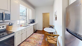 Nashville West End Getaway