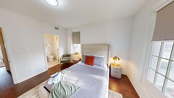 Nashville West End Getaway