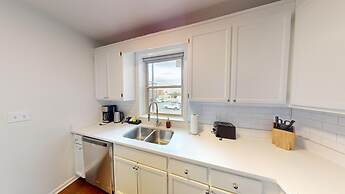 Nashville West End Getaway