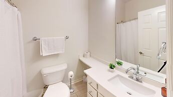 Nashville West End Getaway