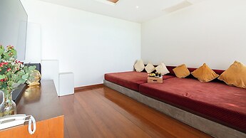 Jasmine Waterslide Villa