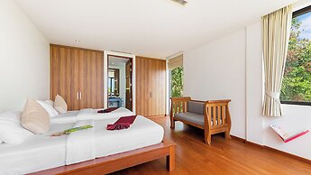 Jasmine Waterslide Villa