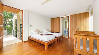 Jasmine Waterslide Villa