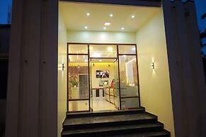 Azhagu Beach Resort
