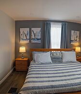 Modern NewlyFurnished Acadia Apt