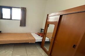 OYO 94325 Cibogo Guesthouse