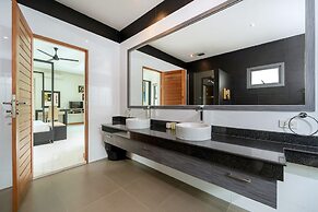 Villa Talosy with Salt Pool near NaiHarn