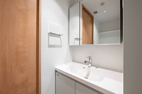 CREAL premier Omorikita