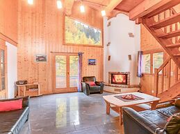 Exceptional Chalet With Outdoor Bubble Bath