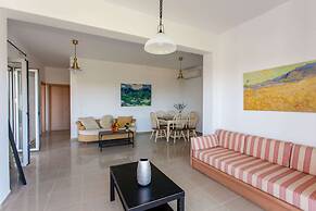 Hillside Seaview Apartment