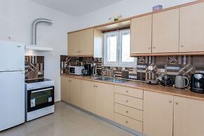 Hillside Seaview Apartment