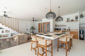 La Villa Ceningan by K-Club