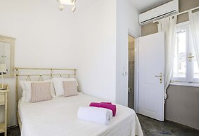 Ballos for 6 in Exomvourgo