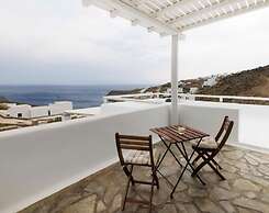 Ballos for 6 in Exomvourgo