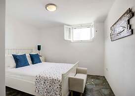 Ballos for 4 in Exomvourgo