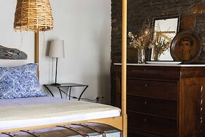 Tinos Experience the House