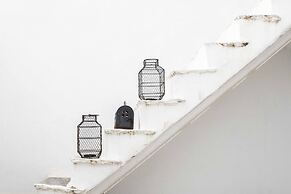 Tinos Experience the House