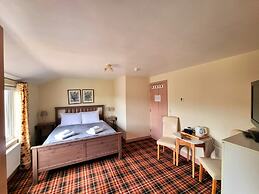 Oak Tree Rooms