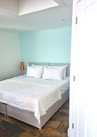 Oak Tree Rooms