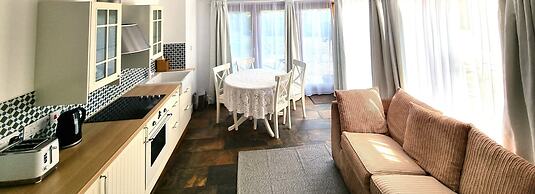 Oak Tree Rooms