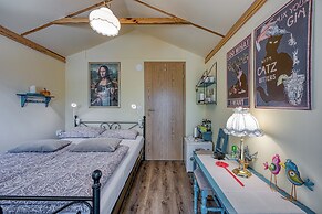 Tiny House Mona Lisa