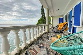 Villa Seafront Escape