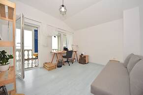 Holiday Home Seafront Escape