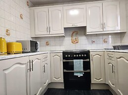 Park Lodge- Families, Business and Contractors