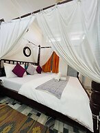 Jaisalmer Hostel Crowd