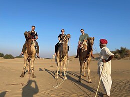 Jaisalmer Hostel Crowd