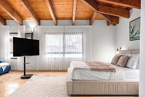 Sea of Galilee Lux Duplex by Sea N' Rent