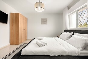 Sea of Galilee Lux Duplex by Sea N' Rent